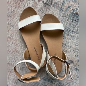 White Leather Lucky Brand sandals